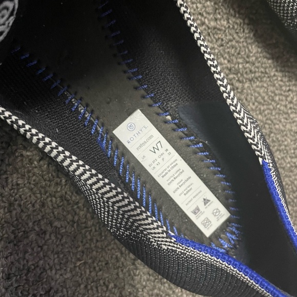 Rothy's The Flat Round Captoe Flats Size 7 - Picture 2 of 4